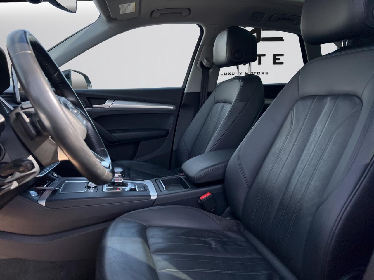 2018 Audi Q5 2.0 Progressiv Pkg - Navigation System - Panoramic Roof !!! Photo