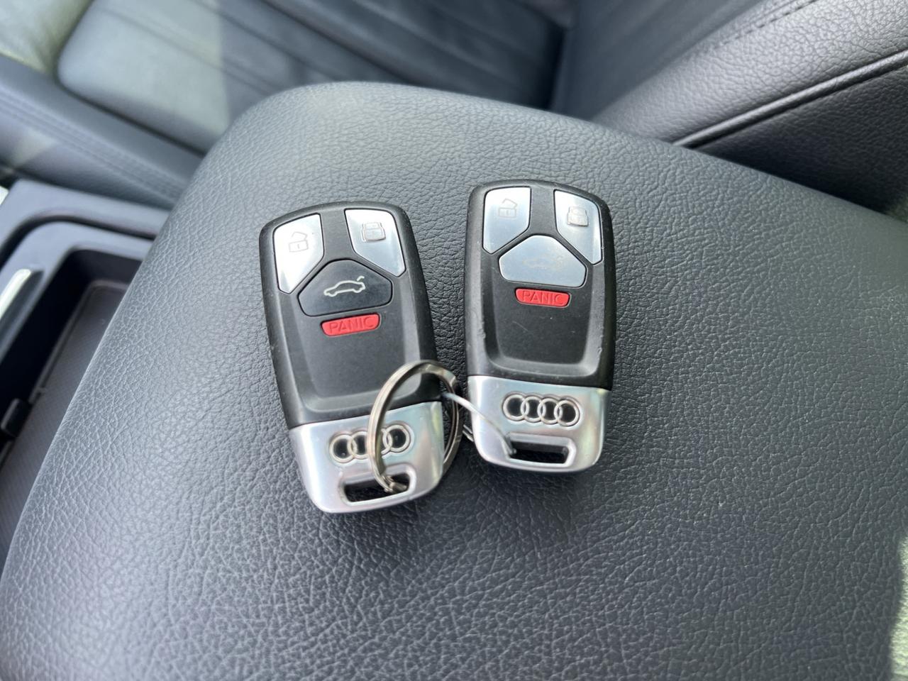 2018 Audi Q5 2.0 Progressiv Pkg - Navigation System - Panoramic Roof !!! Photo