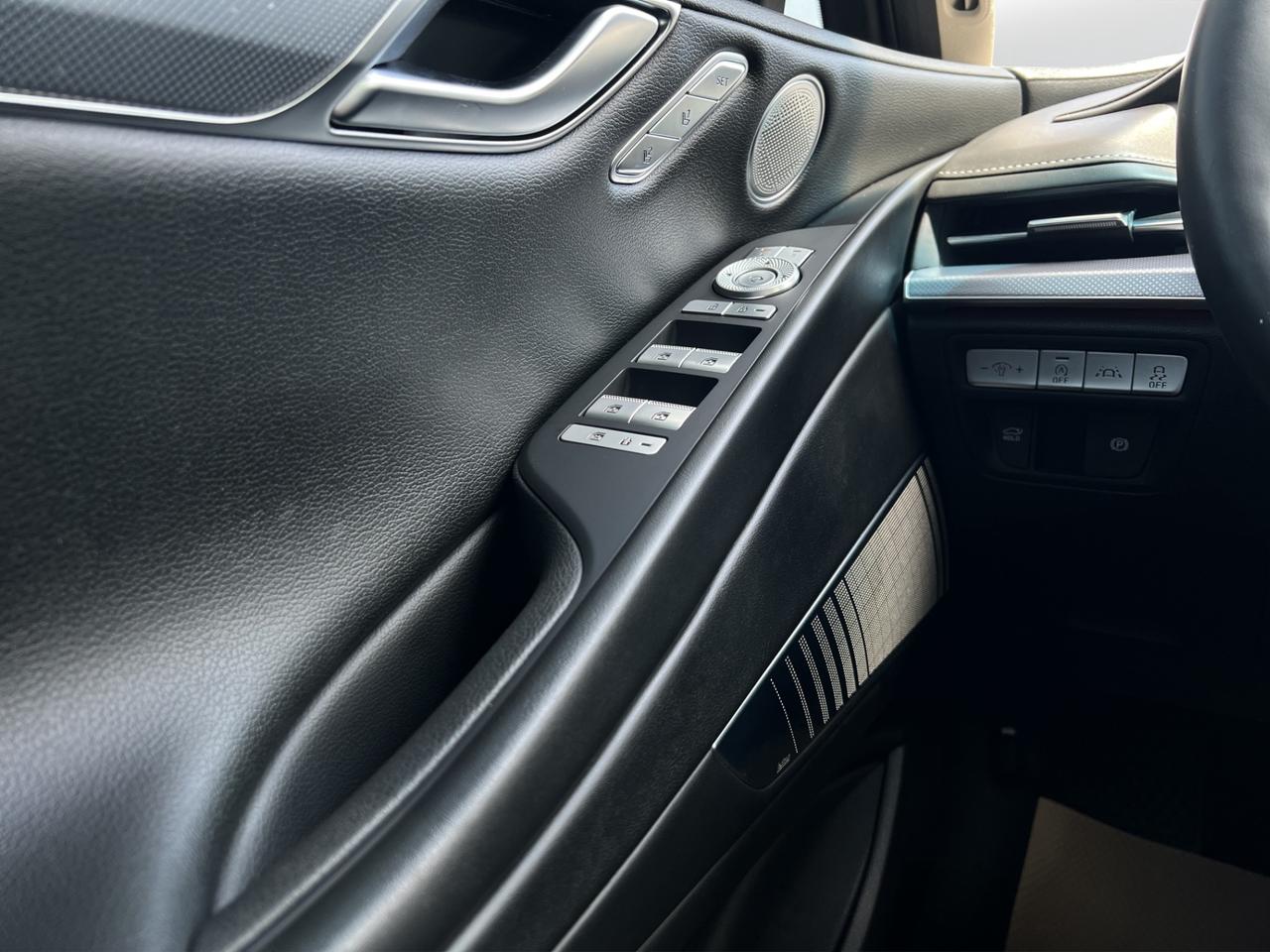 2021 Genesis G80 2.5T ADVANCED PKG - AWD - ONE OWNER CAR !!! Photo