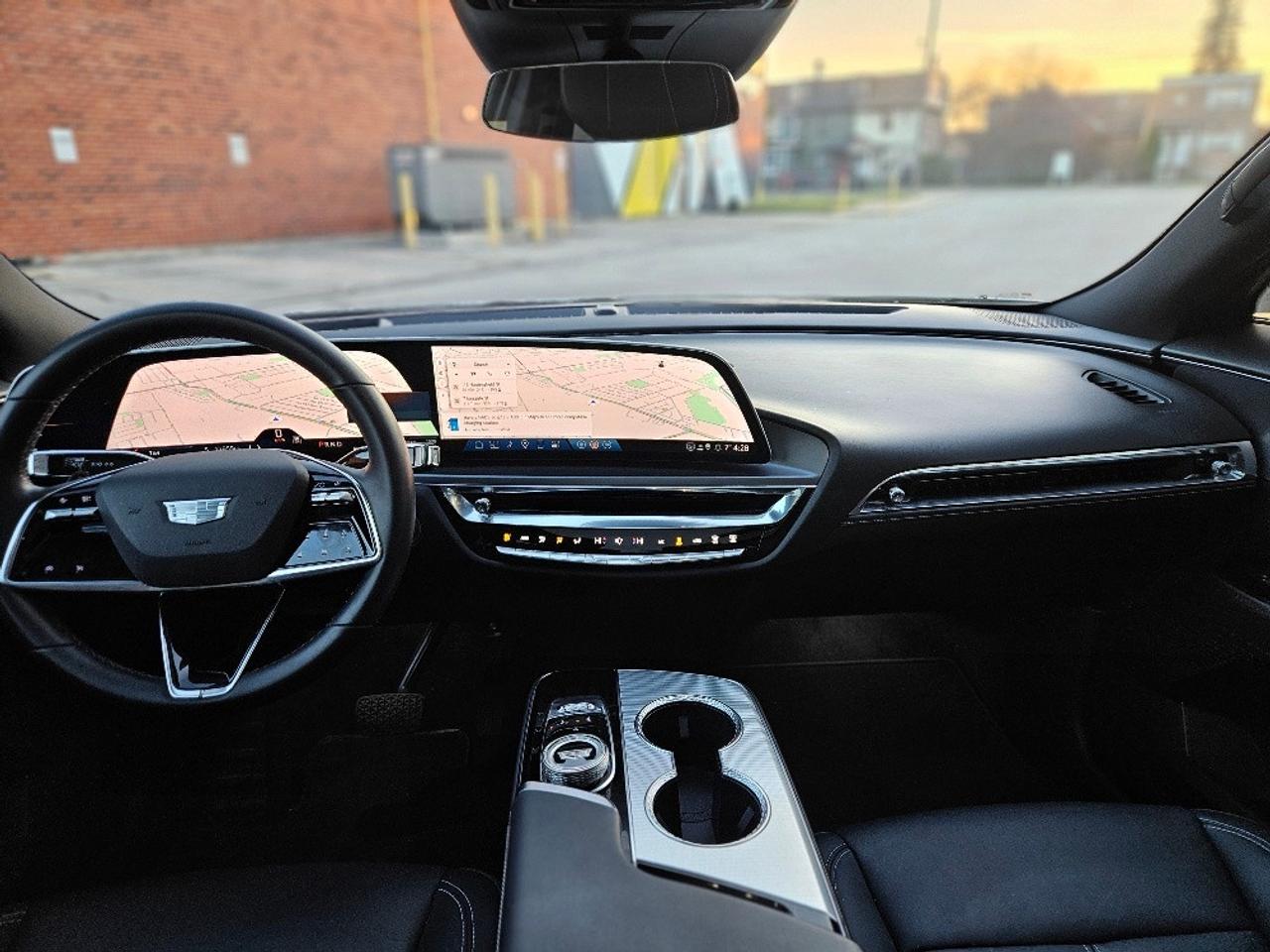 2024 Cadillac LYRIQ TECH-505KM EV RANGE-FULL WARRANTY-CLEAN CARFAX Photo