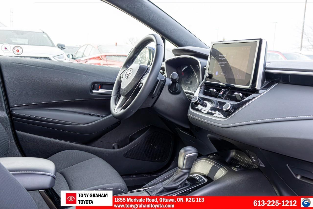 2025 Toyota Corolla Hatchback Photo