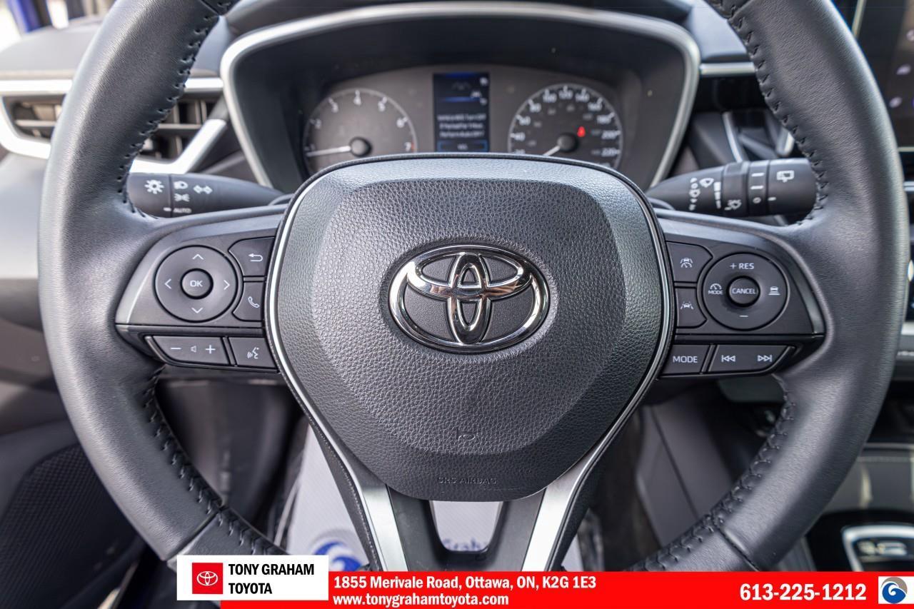 2025 Toyota Corolla Hatchback Photo