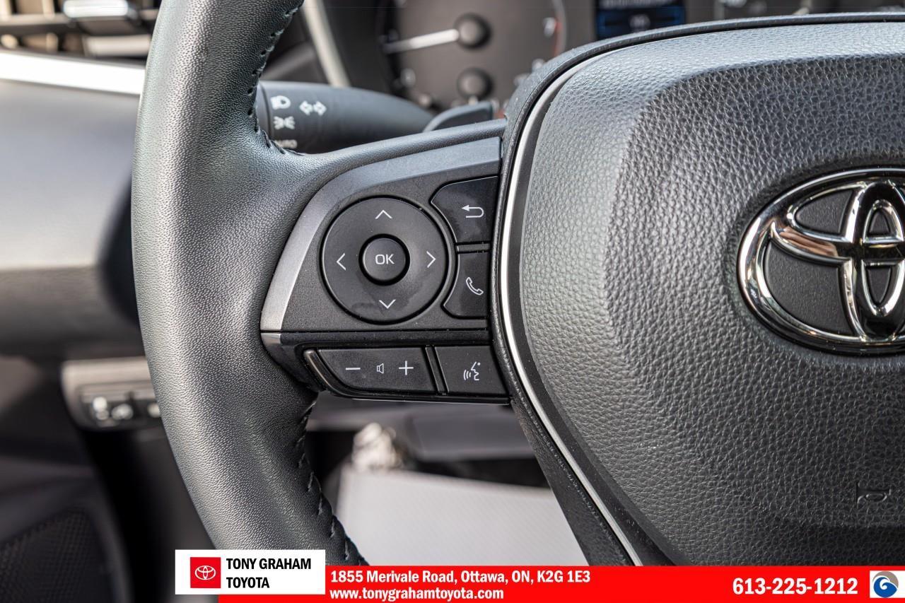 2025 Toyota Corolla Hatchback Photo