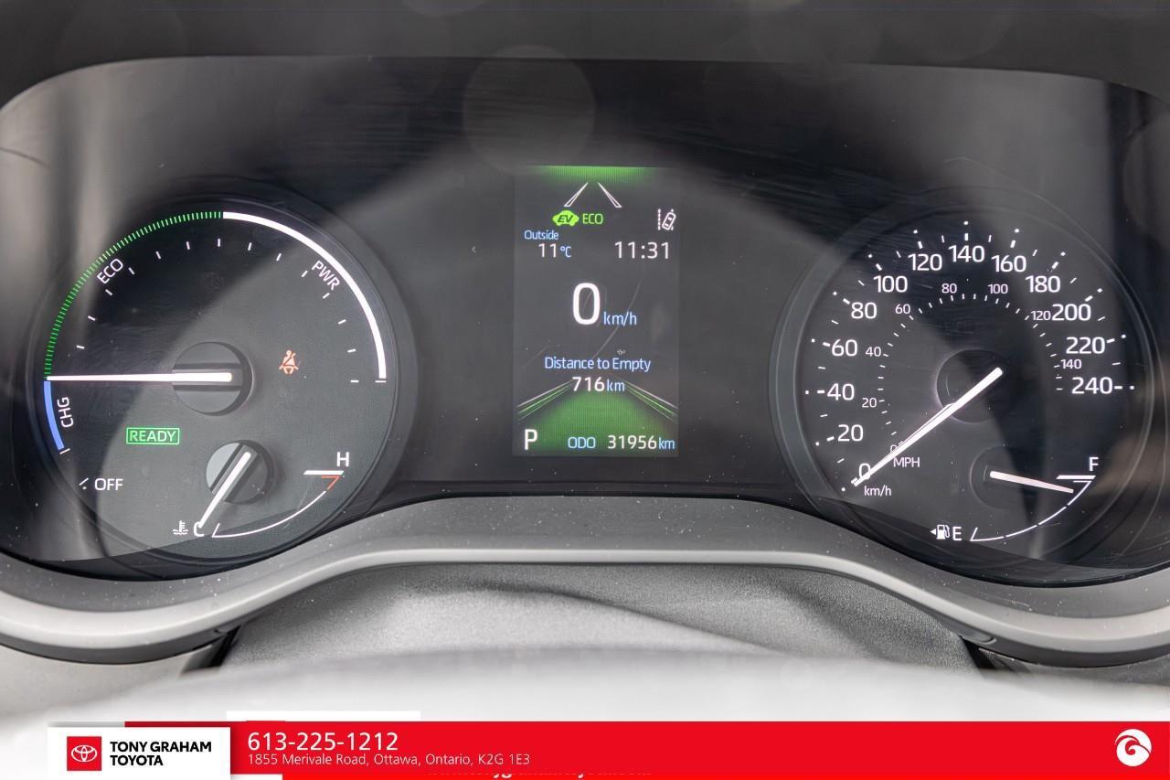 2024 Toyota Sienna XLE 8-Passenger Photo