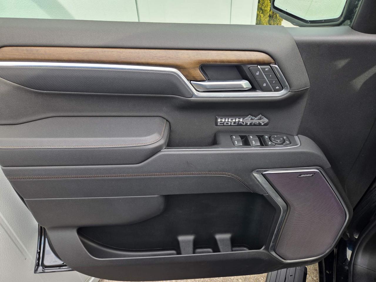 2026 Chevrolet Silverado 1500 High Country One Owner | Midnight Edition | 20" Wheels Photo