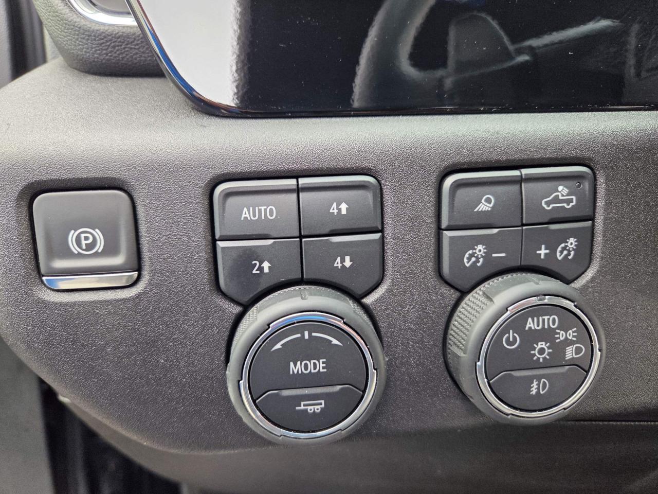 2026 Chevrolet Silverado 1500 High Country One Owner | Midnight Edition | 20" Wheels Photo