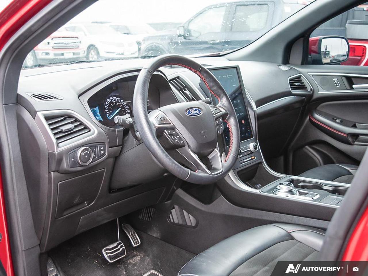 2022 Ford Edge ST Line Photo