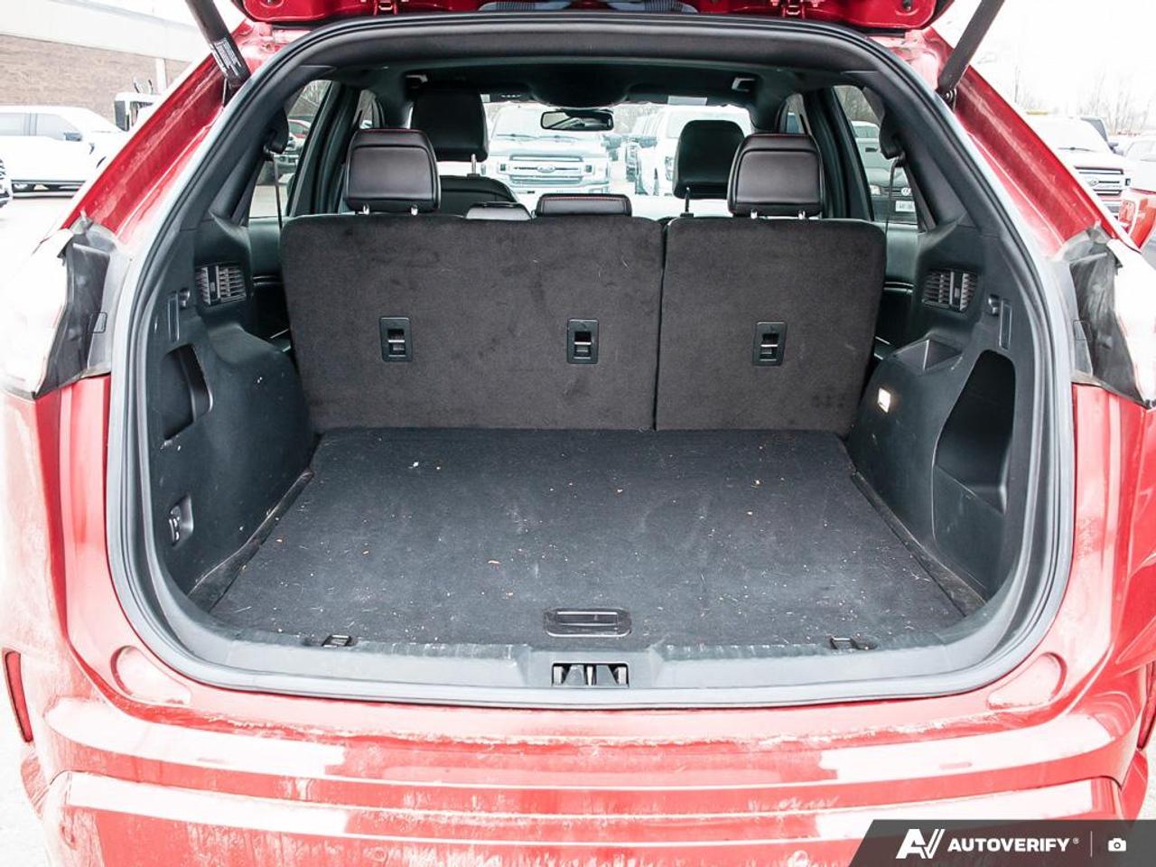 2022 Ford Edge ST Line Photo