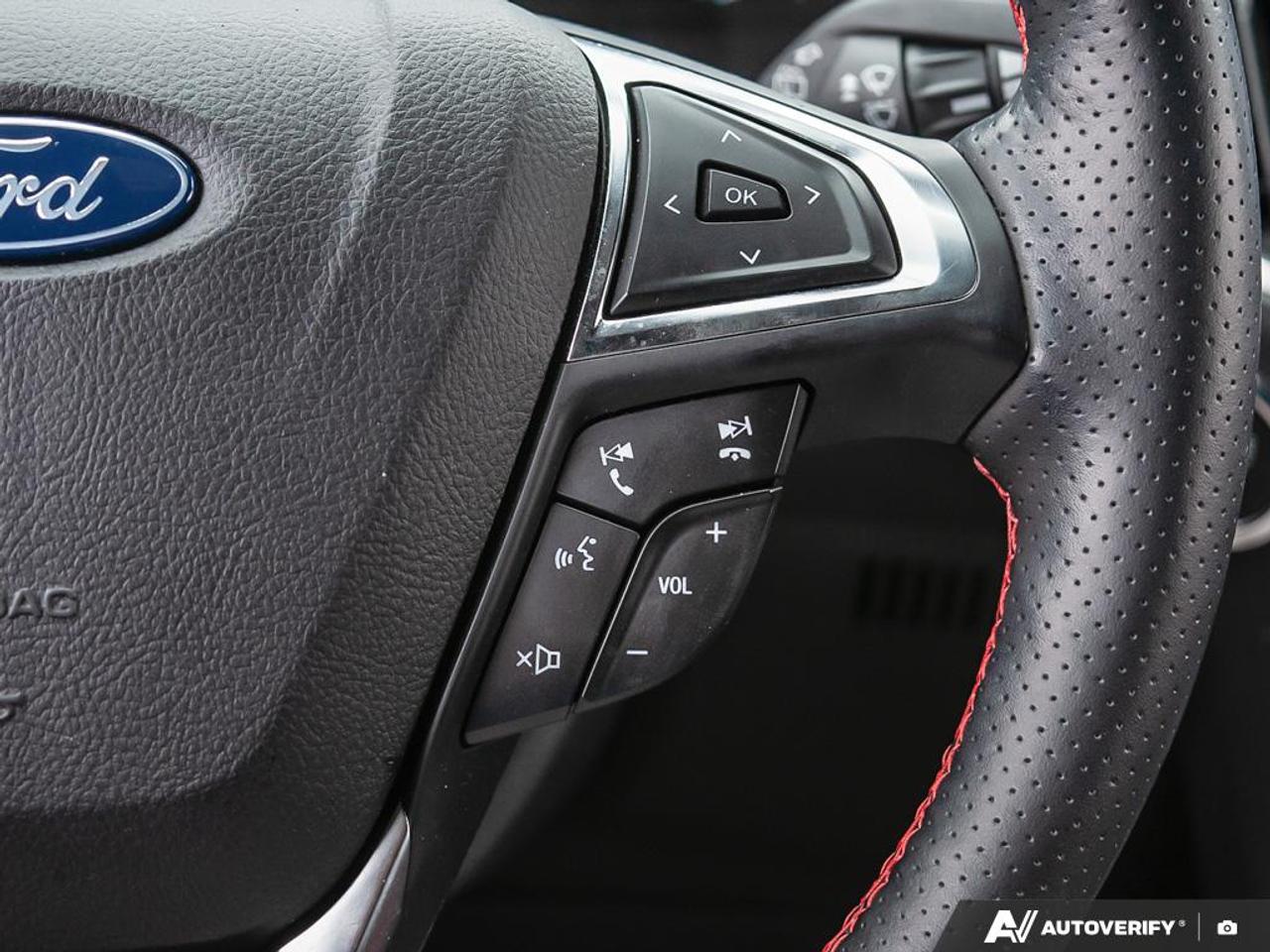 2022 Ford Edge ST Line Photo