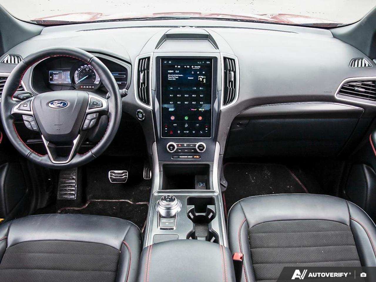2022 Ford Edge ST Line Photo