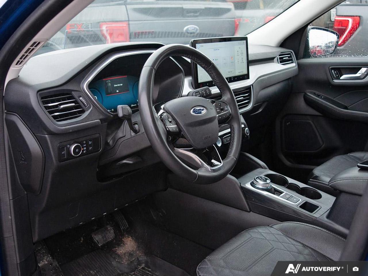 2023 Ford Escape Platinum Photo