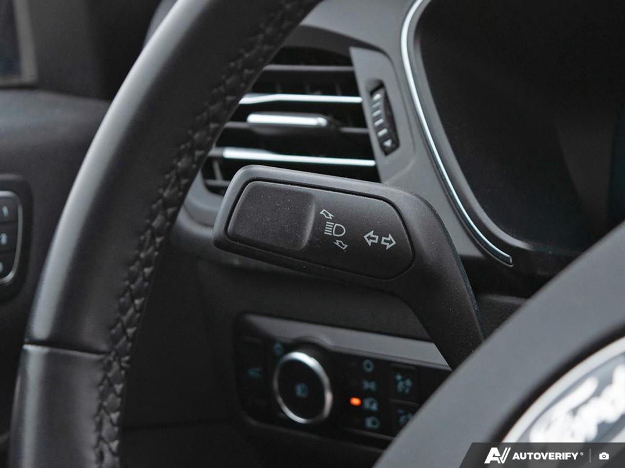 2023 Ford Escape Platinum Photo