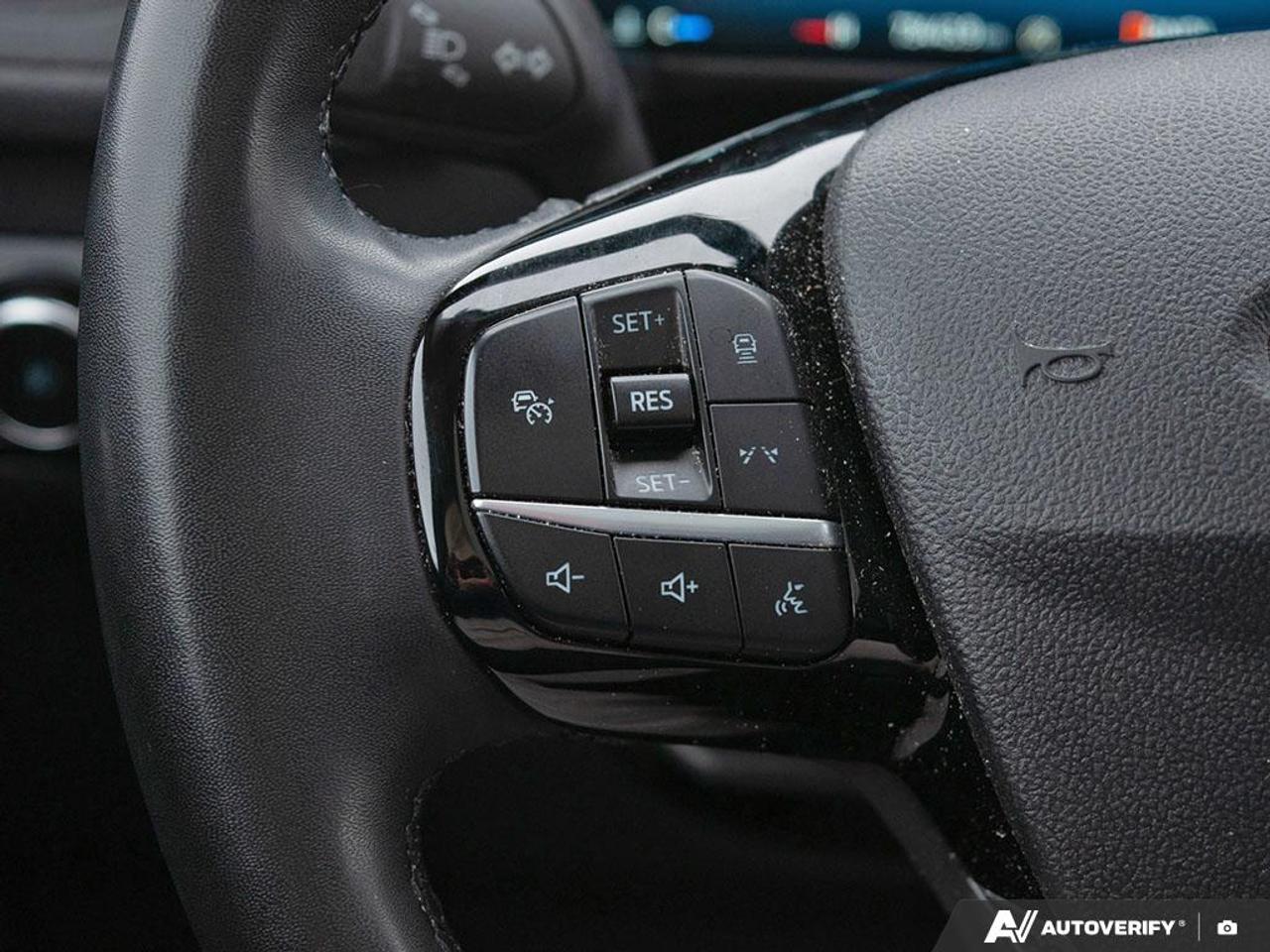 2023 Ford Escape Platinum Photo