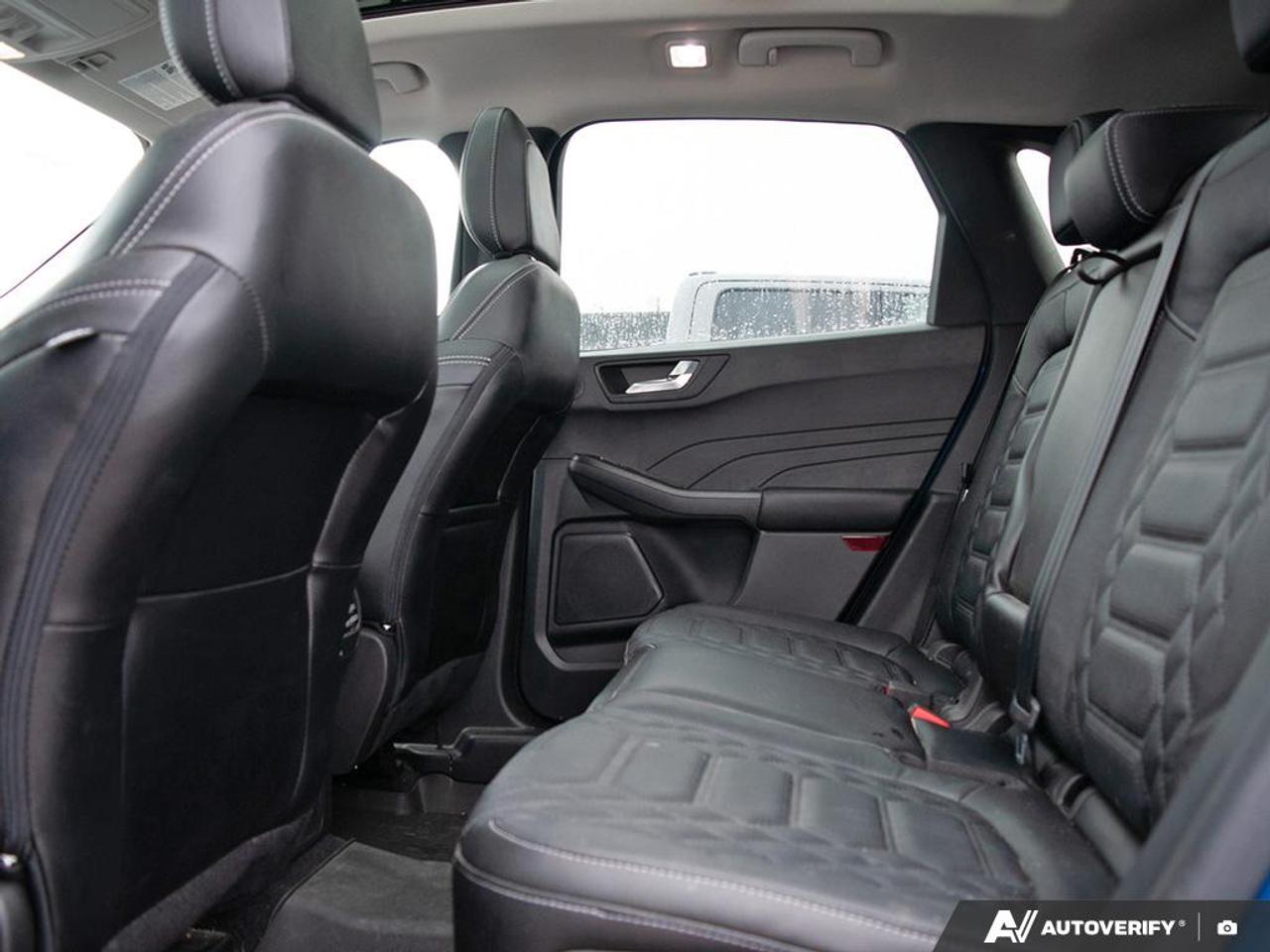 2023 Ford Escape Platinum Photo