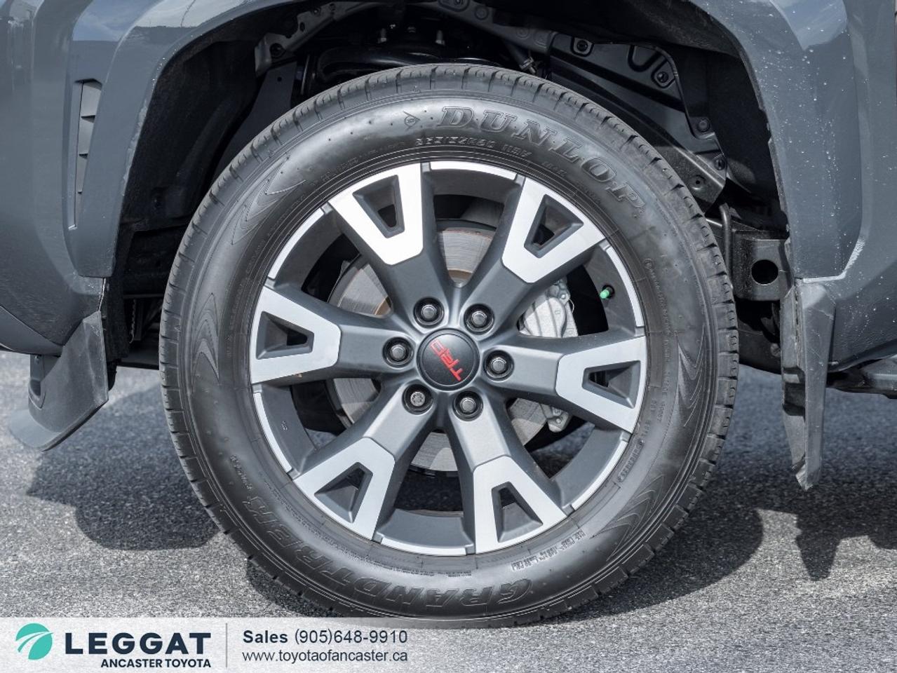 2025 Toyota 4Runner 4WD Photo3