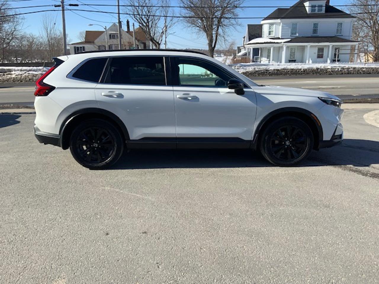 2023 Honda CR-V Touring Photo4