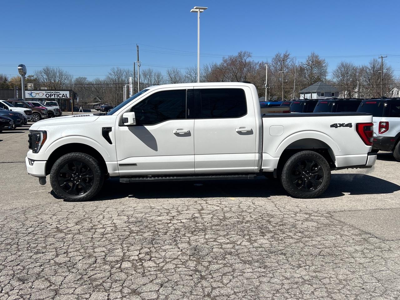 2023 Ford F-150 Lariat 4WD SuperCrew 5.5' Box Photo