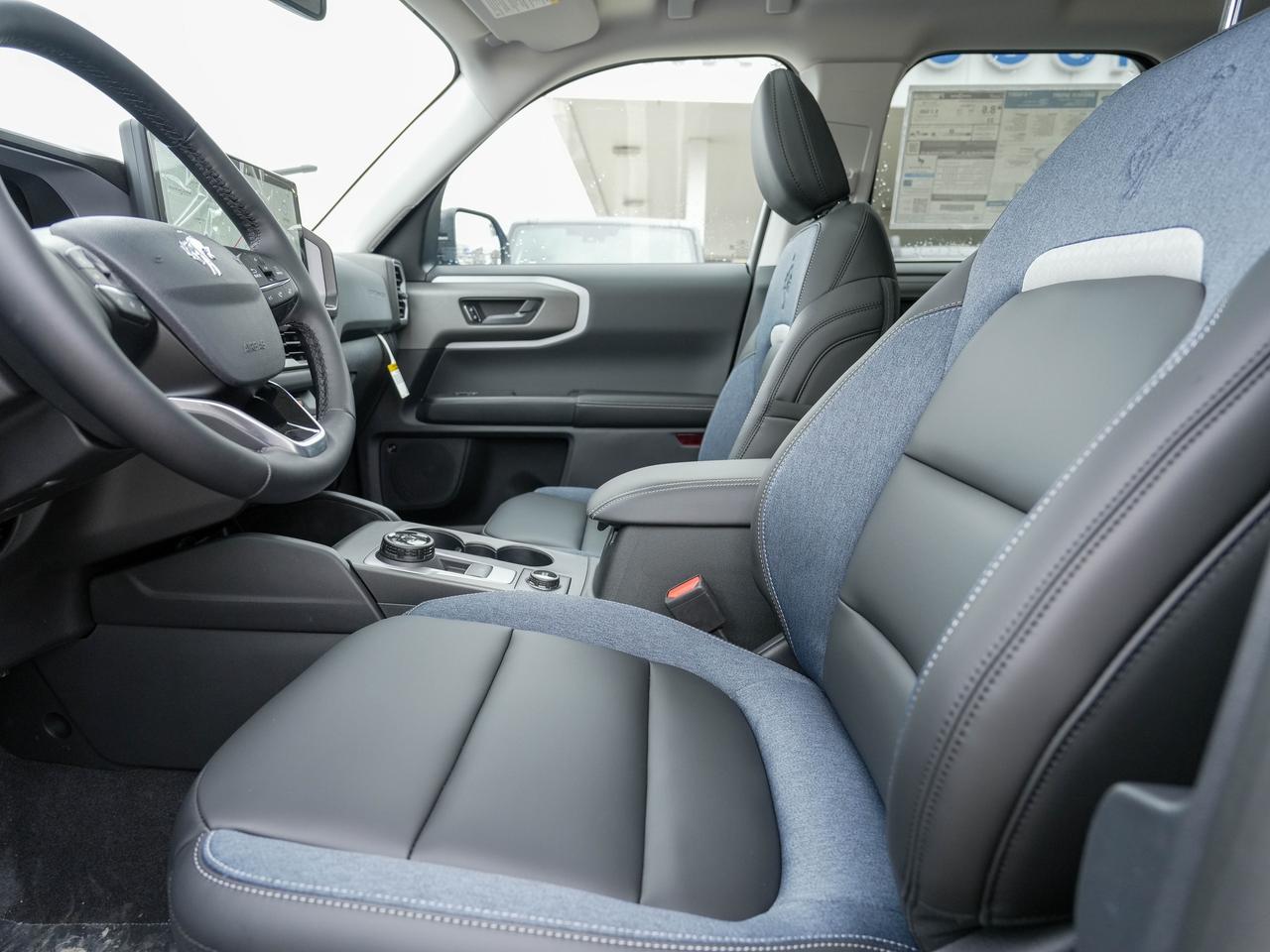 2026 Ford Bronco Sport Outer Banks TWO TONE INTERIOR | 4X4 | NAVI Photo