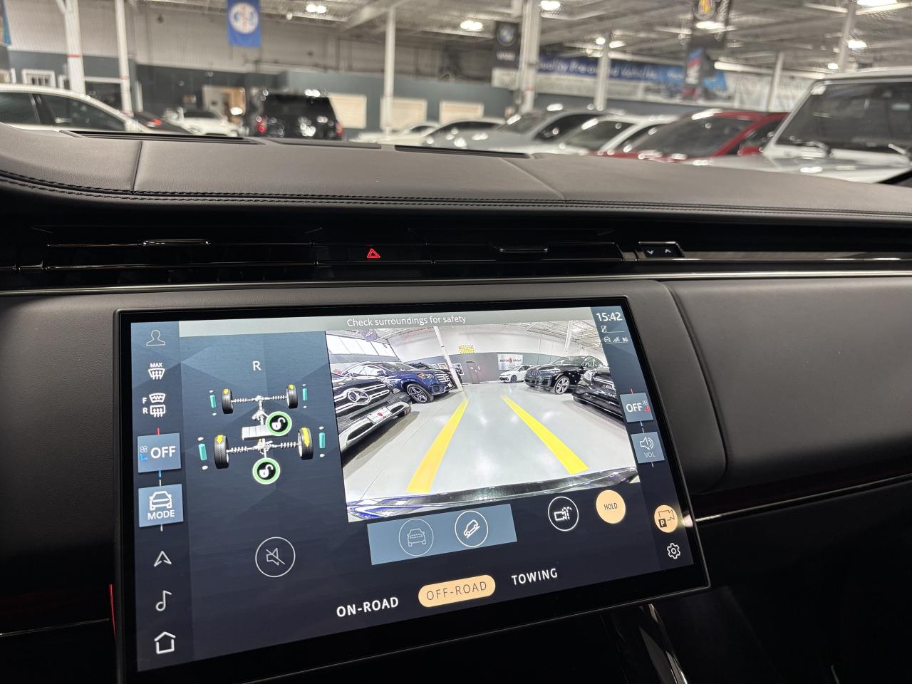 2025 Land Rover Range Rover Sport P550e Autobiography|4X4|NOLUXTAX|MASSAGE|3DCAM|HUD Photo