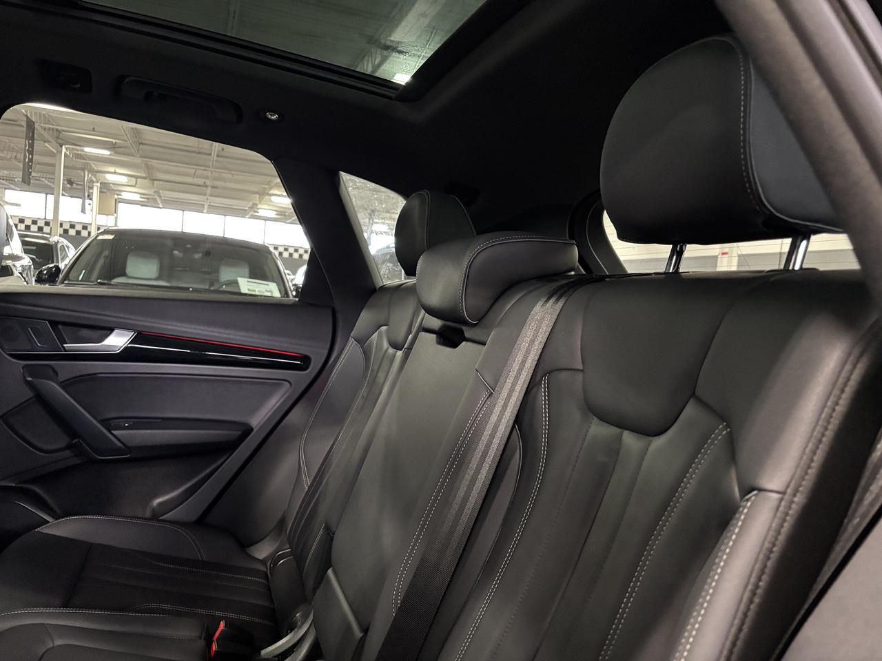 2022 Audi Q5 Progressiv|QUATTRO|S-LINE|CLUSTERNAV|AMBIENT|PANO| Photo