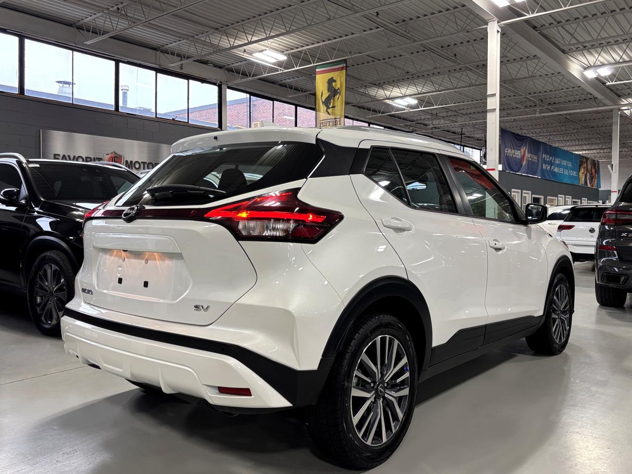 2024 Nissan Kicks SV|HEATEDSEATS|HEATEDSTEERING|BACKUPCAM|ALLOYS|+++ Photo