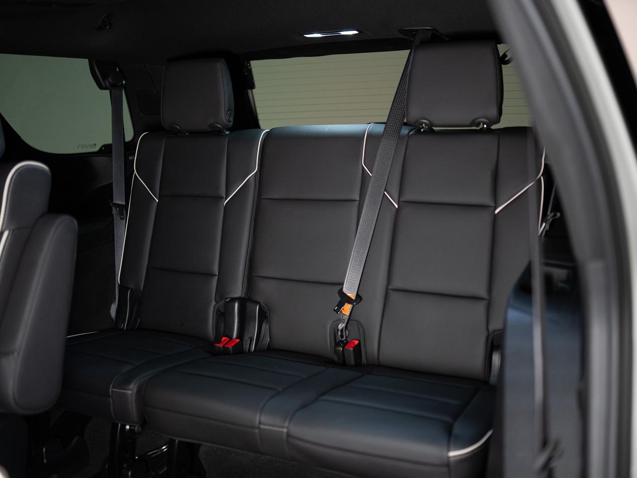 2023 Cadillac Escalade SPORT | 7 PASS | SUNROOF | HUD | 22 IN Photo