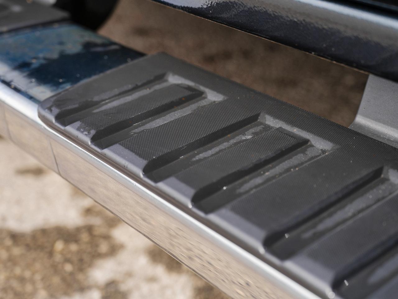 2017 GMC Sierra 1500 SLT | SUN ROOF | LEATHER | TONNEAU COVER Photo