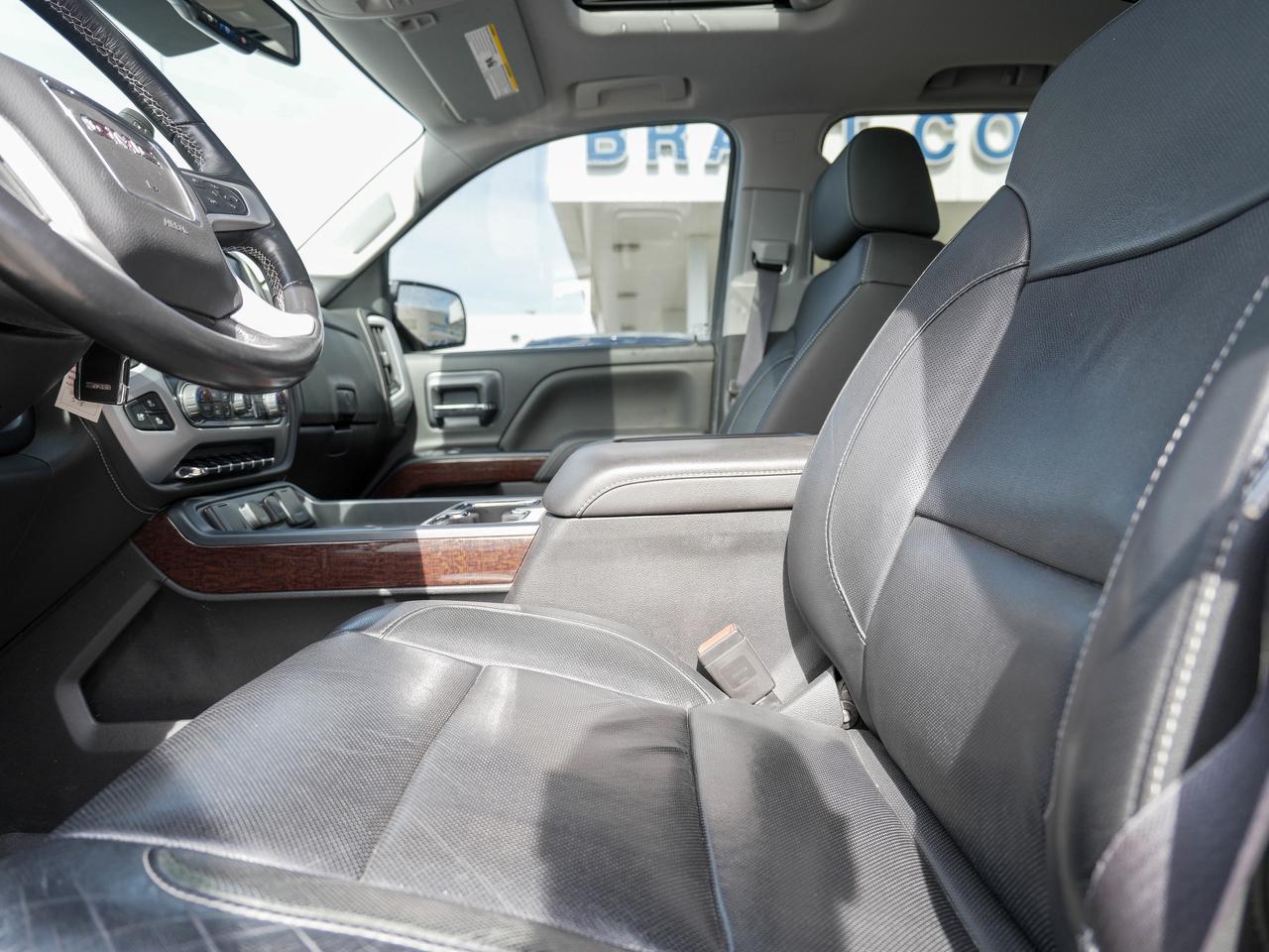 2017 GMC Sierra 1500 SLT | SUN ROOF | LEATHER | TONNEAU COVER Photo