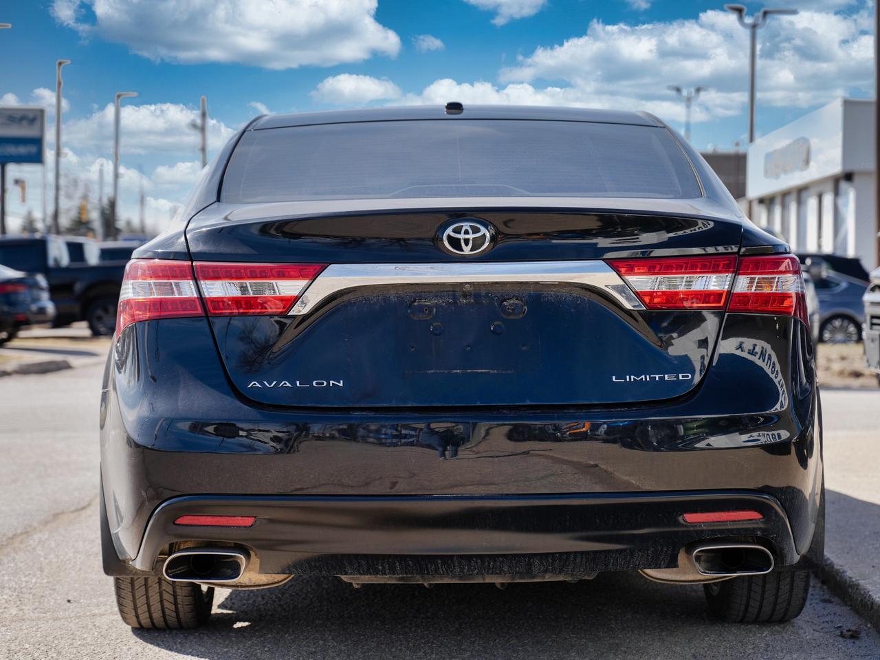 2013 Toyota Avalon XLE Photo3
