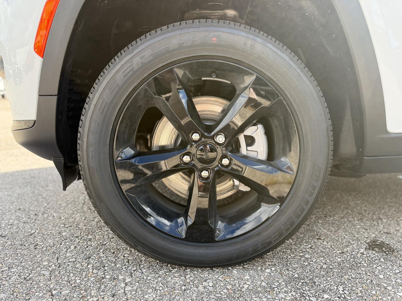 2025 Jeep Grand Cherokee L Altitude 4x4 | BLIND SPOT | REMOTE START | Photo