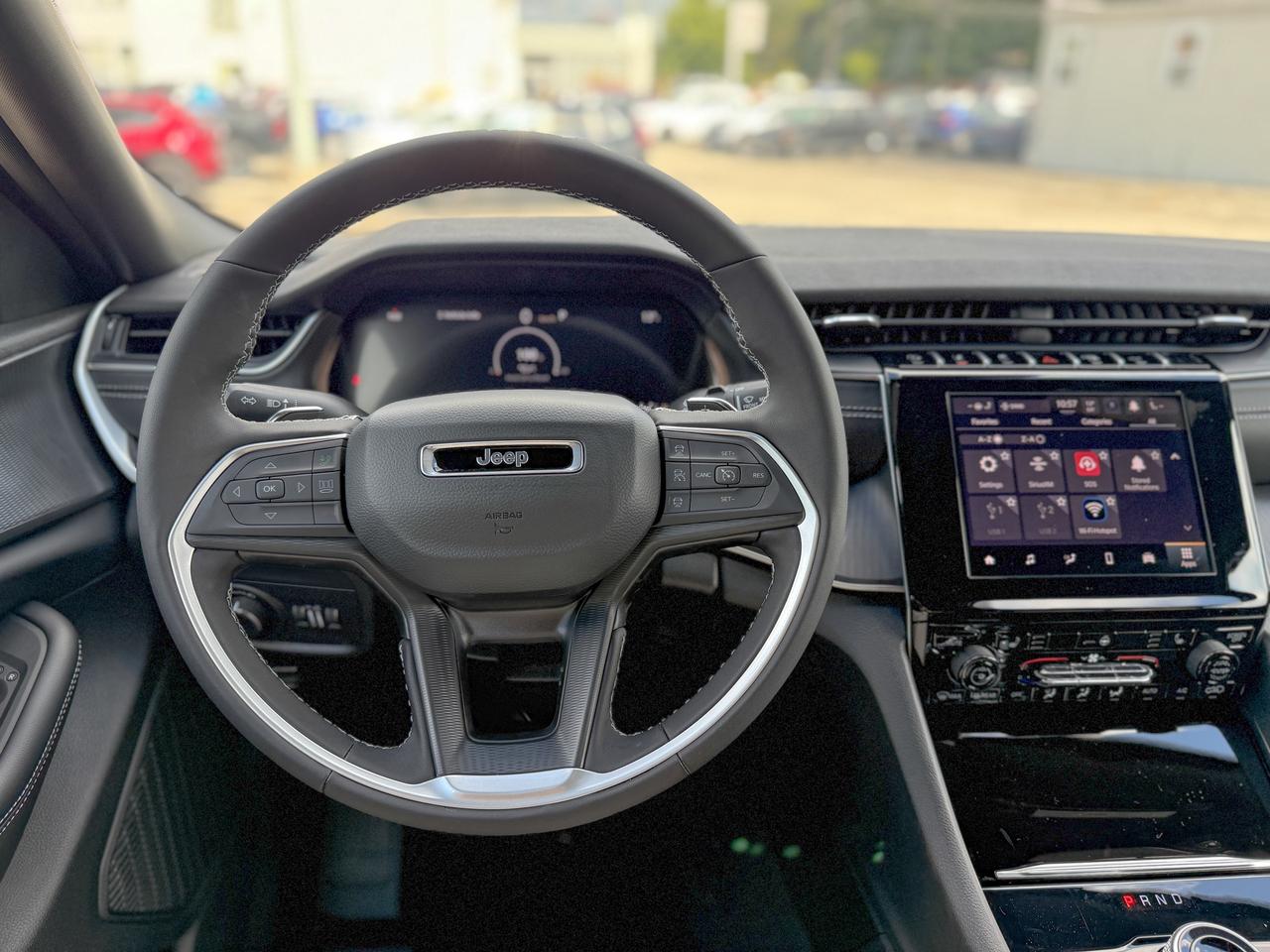 2025 Jeep Grand Cherokee L Altitude 4x4 | BLIND SPOT | REMOTE START | Photo