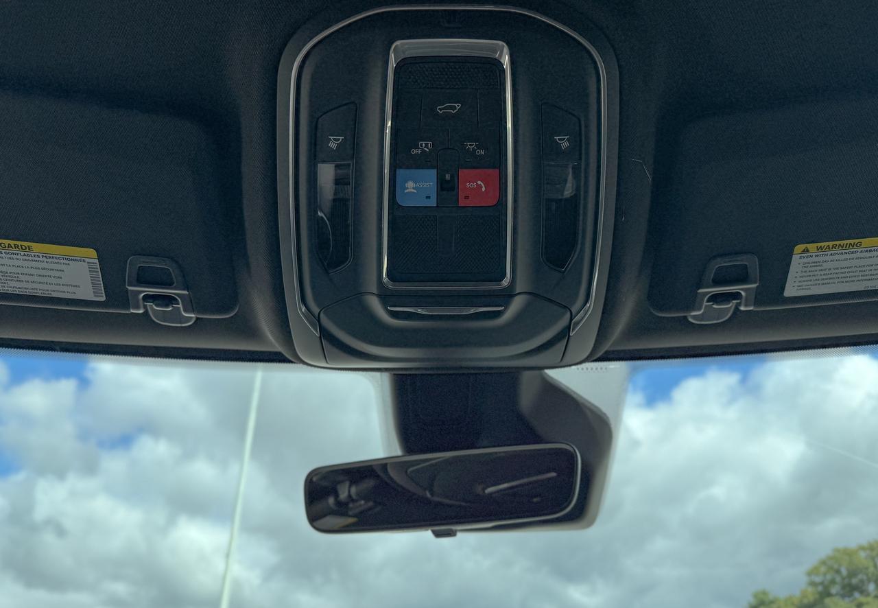 2025 Jeep Grand Cherokee L Altitude 4x4 | BLIND SPOT | REMOTE START | Photo