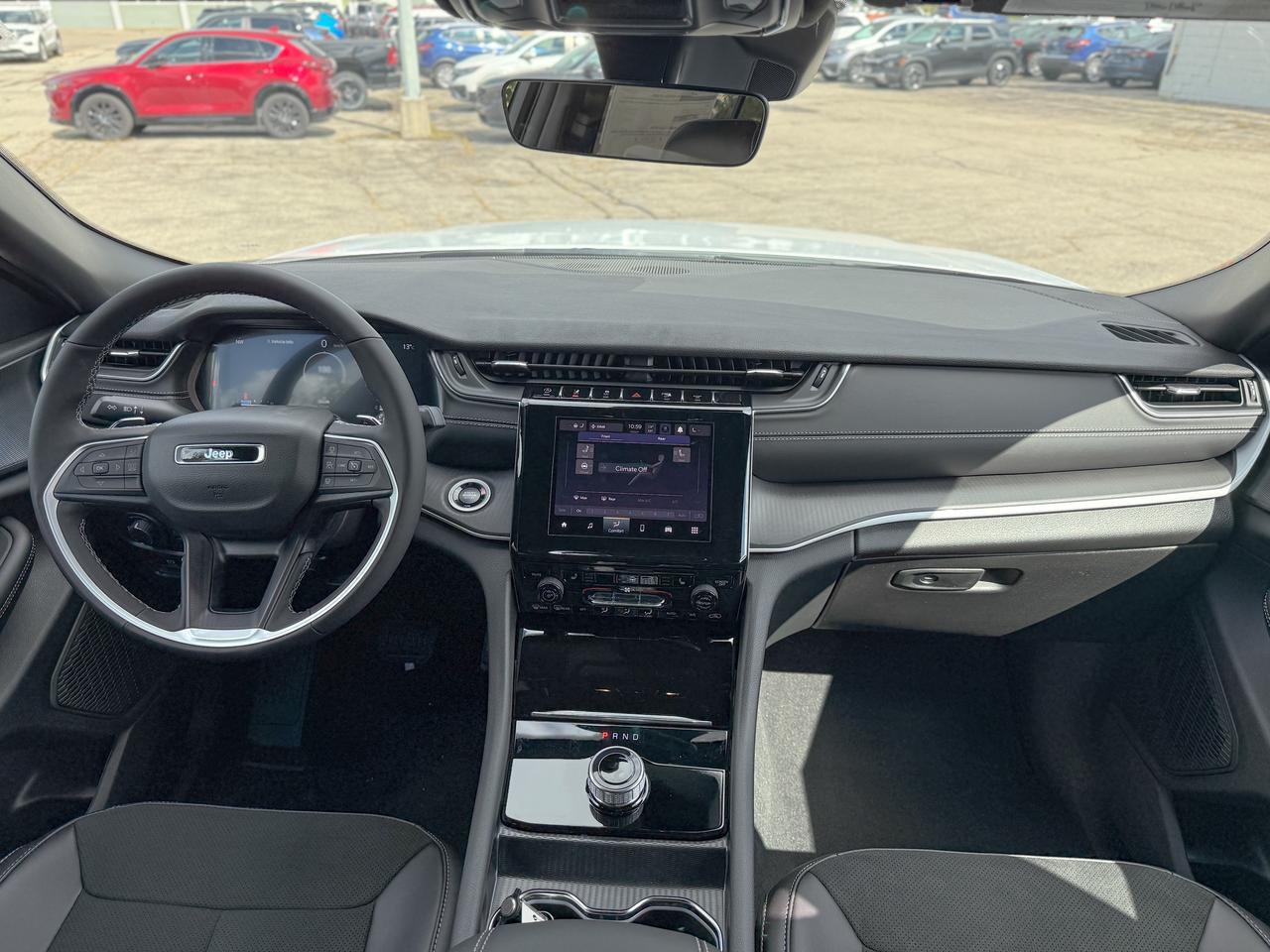 2025 Jeep Grand Cherokee L Altitude 4x4 | BLIND SPOT | REMOTE START | Photo
