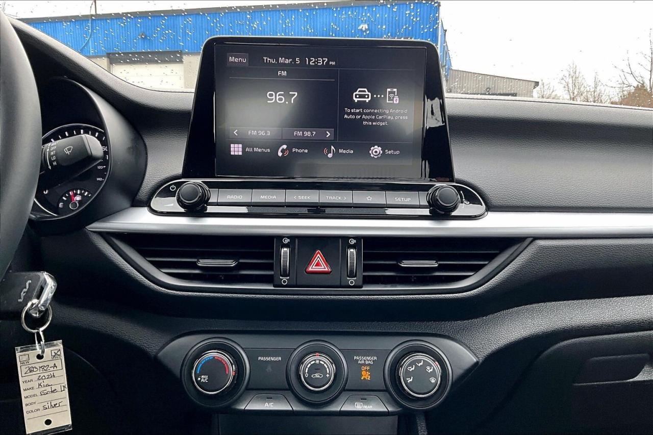 2024 Kia Forte LX | Heated Seats | CarPlay/AndroidAuto | FWD Photo
