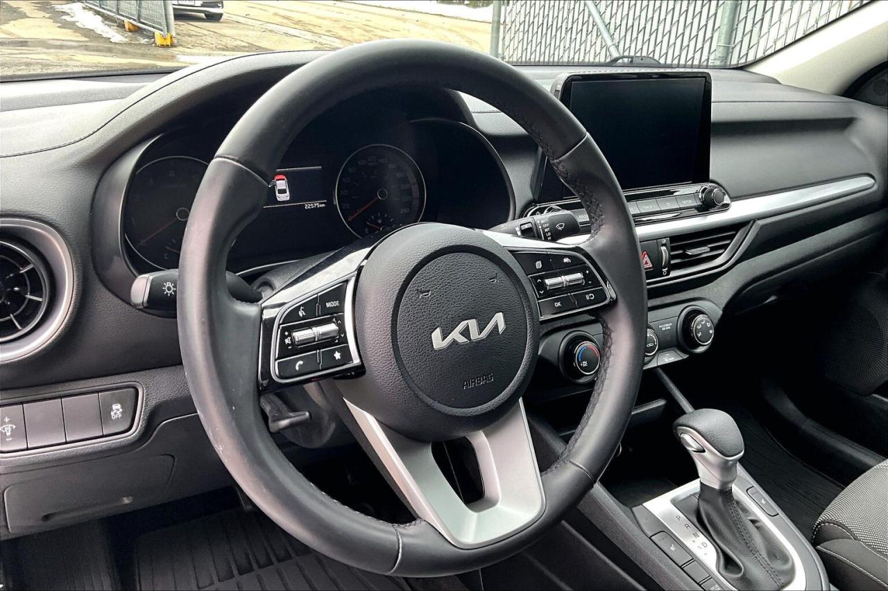 2024 Kia Forte LX | Heated Seats | CarPlay/AndroidAuto | FWD Photo