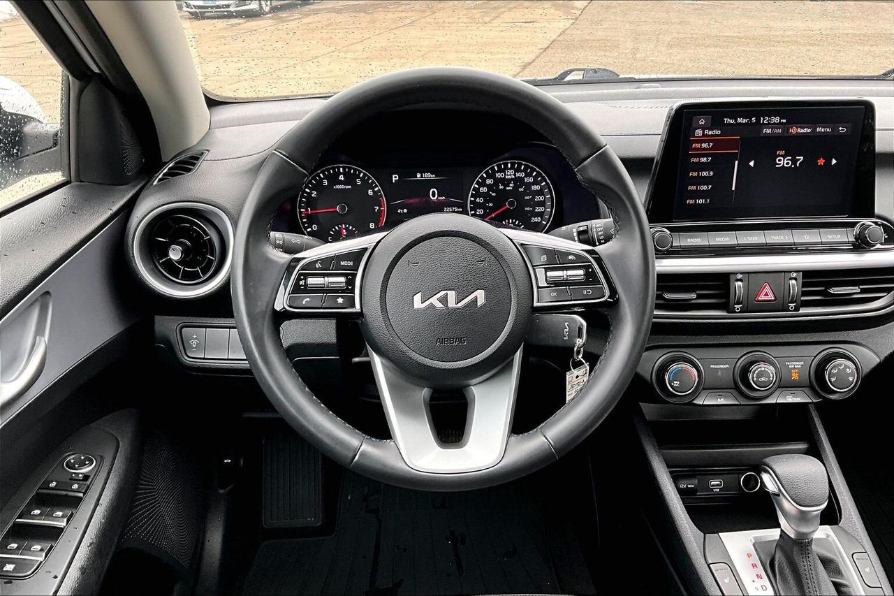 2024 Kia Forte LX | Heated Seats | CarPlay/AndroidAuto | FWD Photo