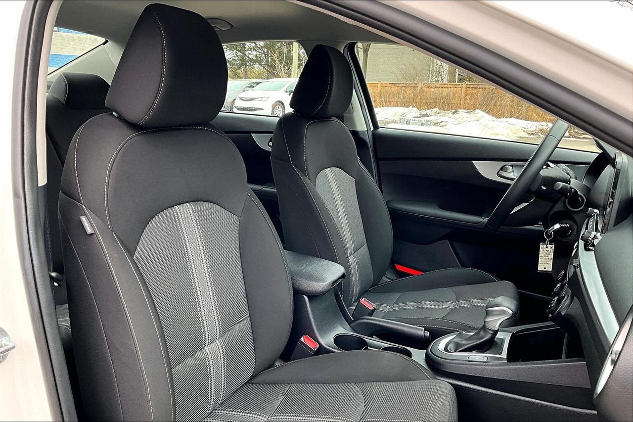 2024 Kia Forte LX | Heated Seats | CarPlay/AndroidAuto | FWD Photo
