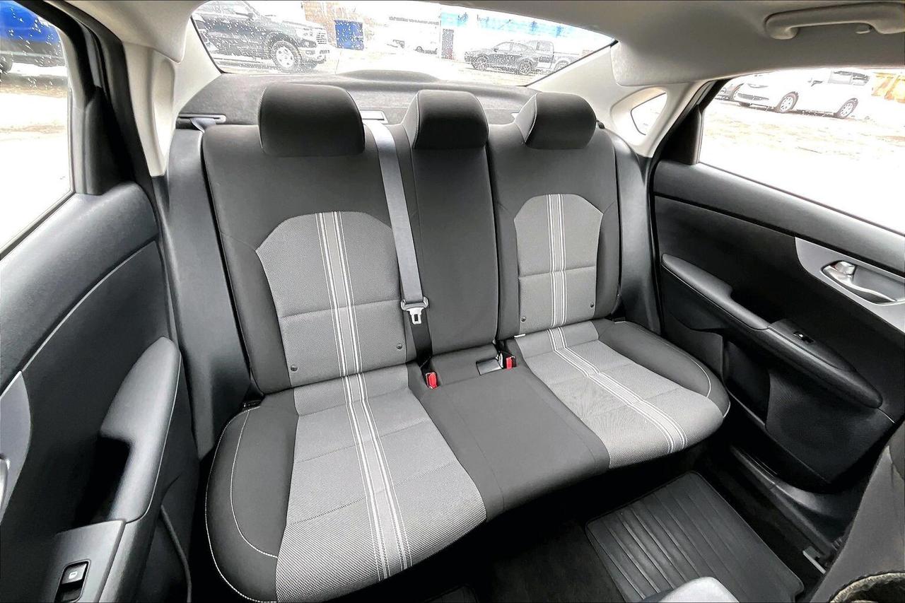 2024 Kia Forte LX | Heated Seats | CarPlay/AndroidAuto | FWD Photo