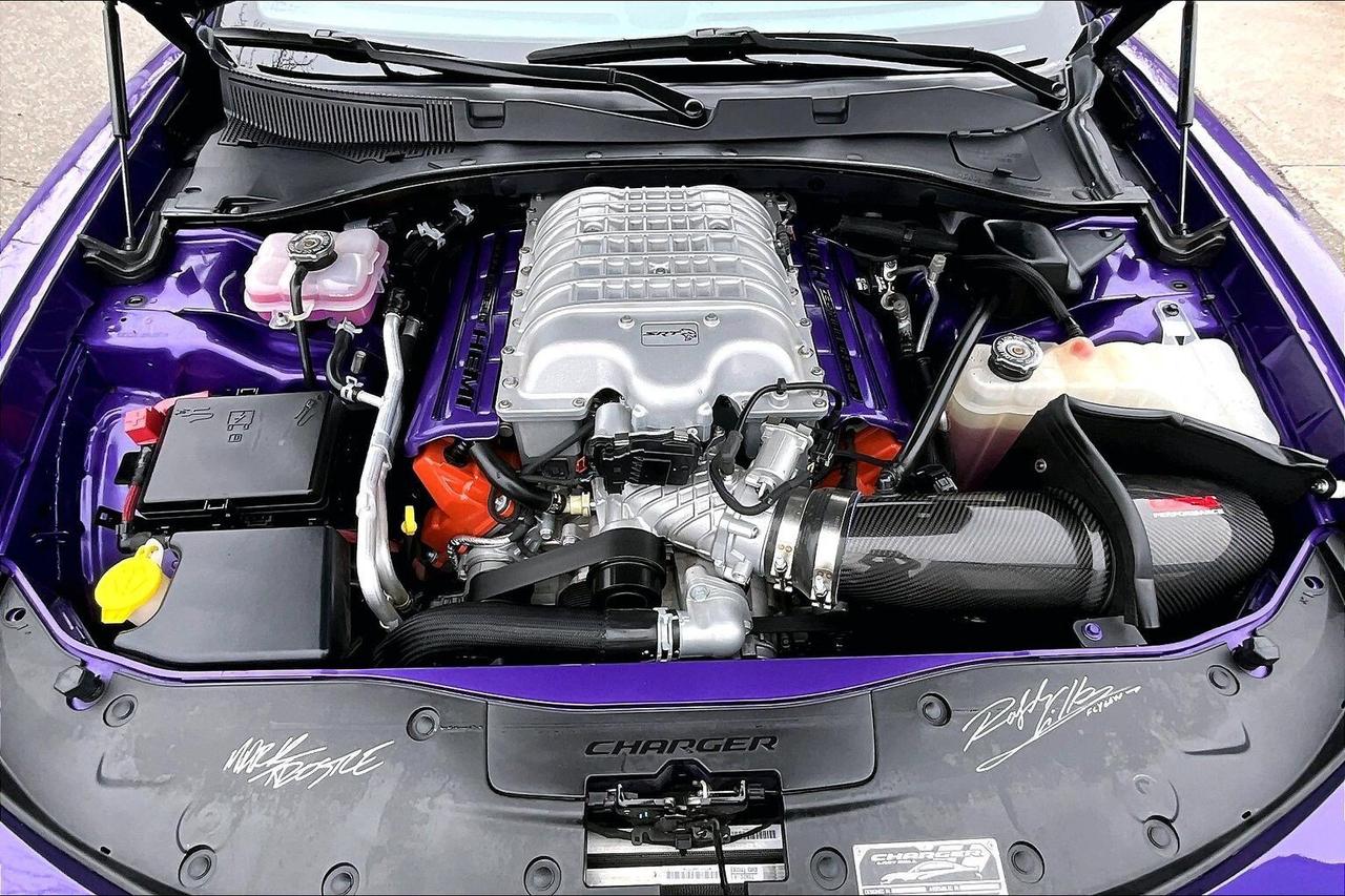 2023 Dodge Charger SRT Hellcat Widebody Jailbreak |717HP 6.2L V8 |RWD Photo