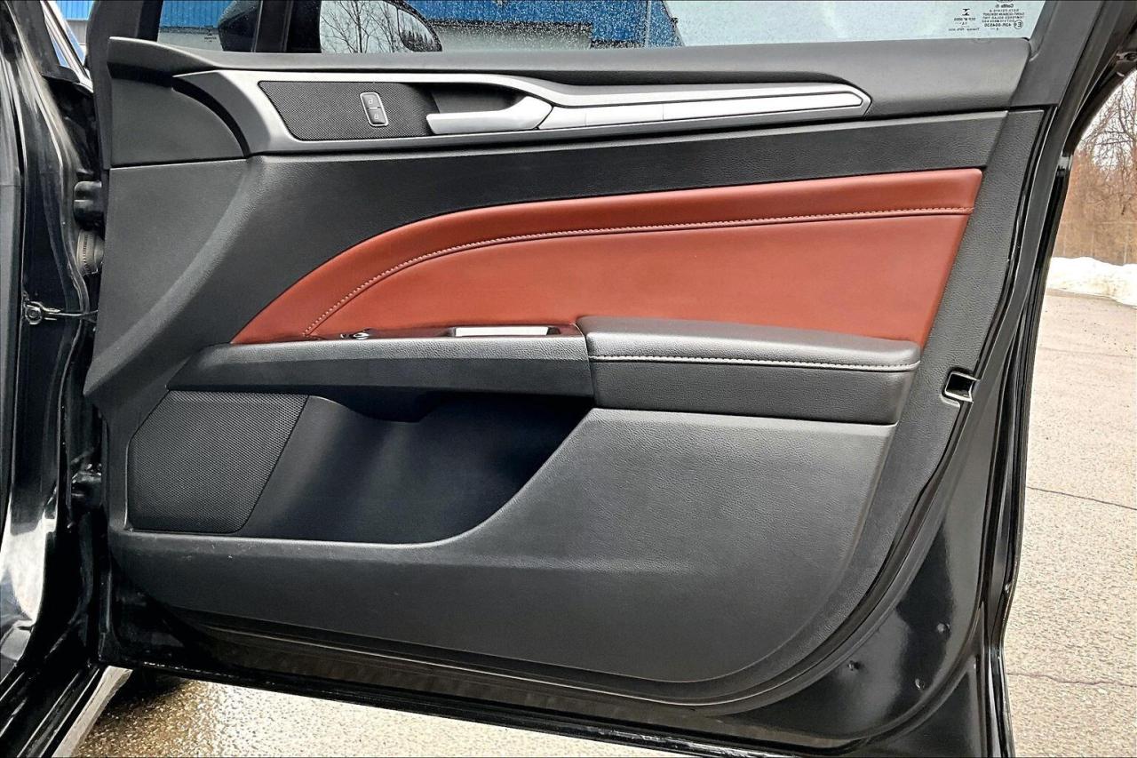 2015 Ford Fusion SE | Heated Leather | Sunroof | AS IS | FWD Photo