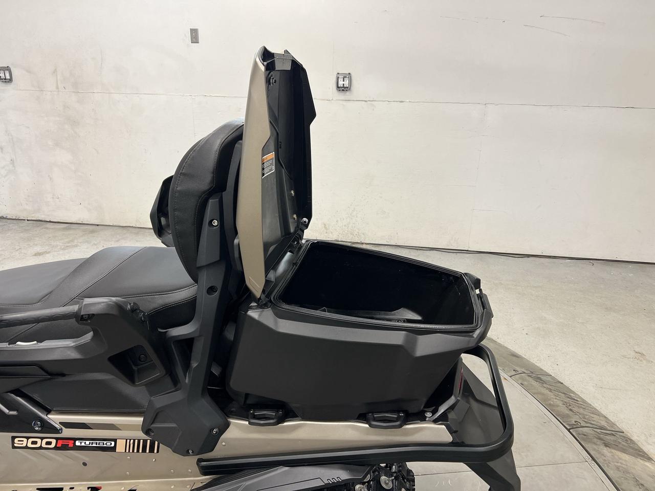 2022 Ski-Doo Grand Touring Limited GRAND TOURING | LUXURY PKG | 180HP | CARGO BOX Photo