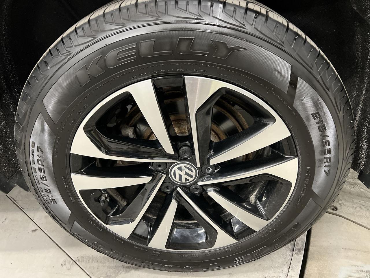 2021 Volkswagen Tiguan UNITED AWD | HTD SEATS  | CARPLAY | ALLOYS | NAV Photo