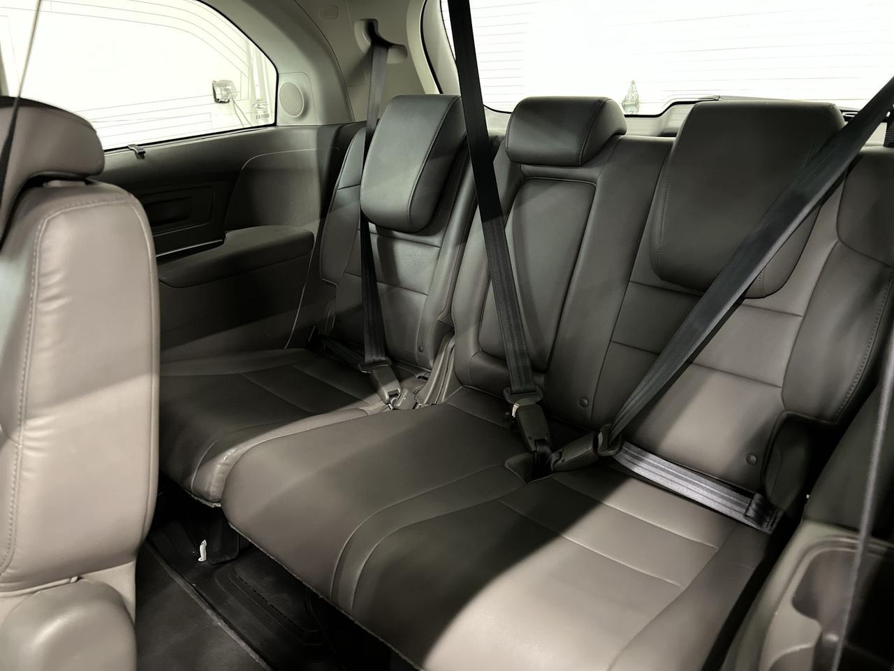 2016 Honda Odyssey TOURING | 8-PASS |HTD LEATHER | SUNROOF | DVD Photo