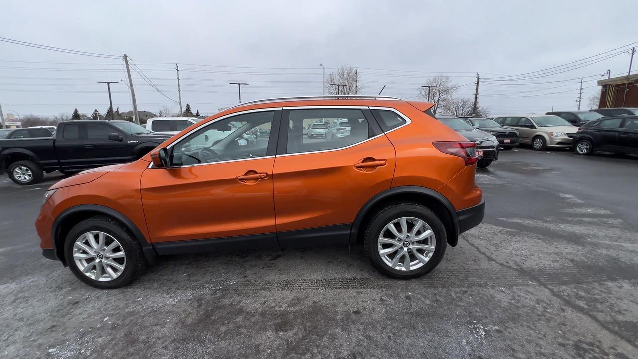 2020 Nissan Qashqai SV |ONLY 42,000KMS! | SUNROOF | HTD SEATS | ALLOYS Photo4