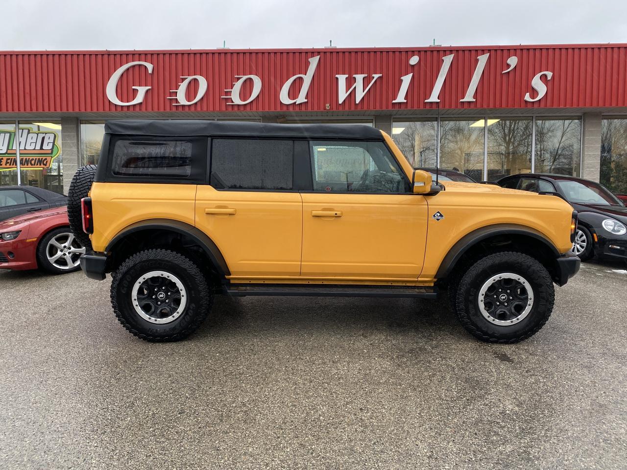 2022 Ford Bronco OUTER BANKS, SASQUATCH, CLEAN CARFAX, REMOTE START - Photo #1