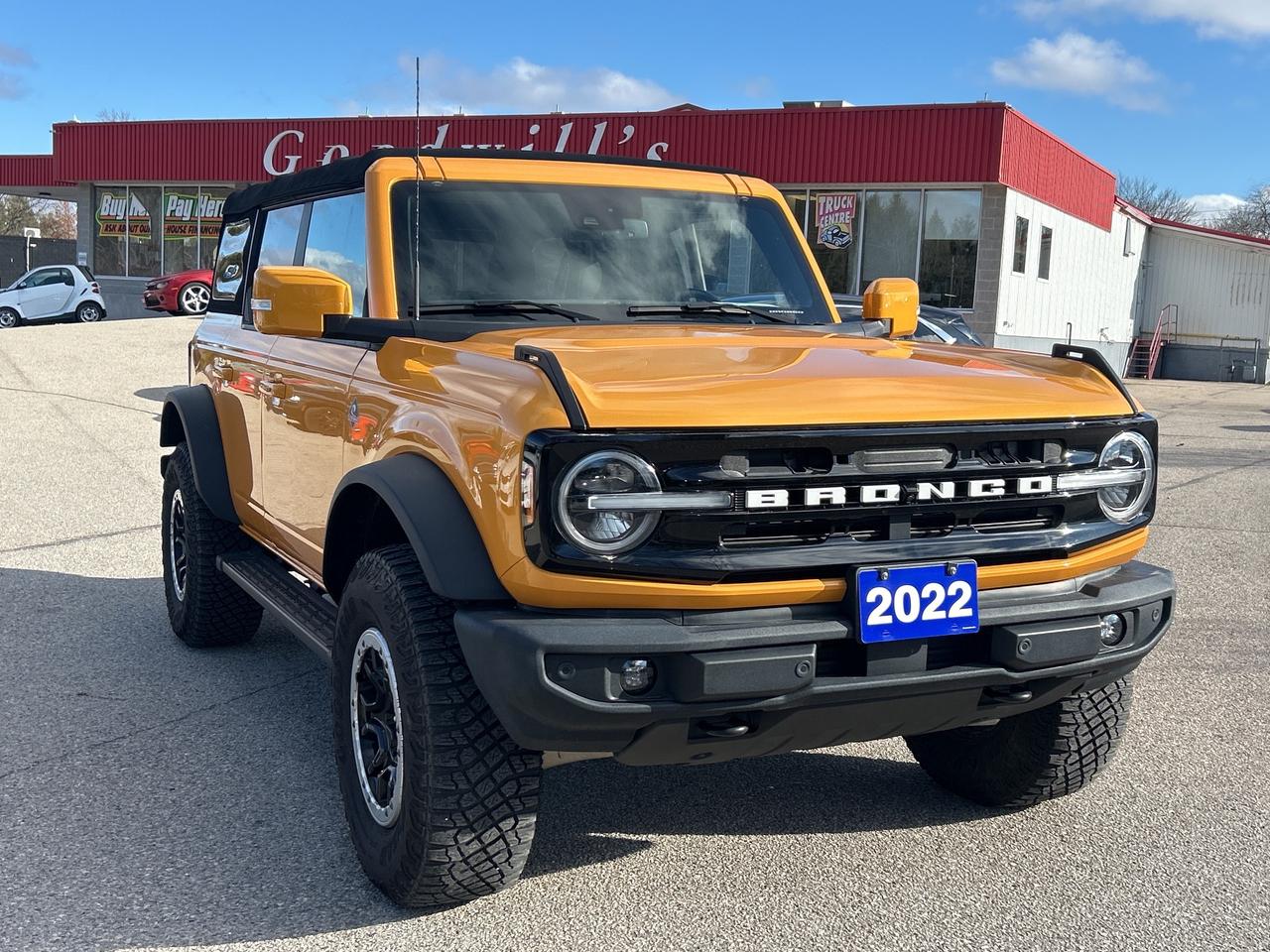 2022 Ford Bronco OUTER BANKS, SASQUATCH, CLEAN CARFAX, REMOTE START Photo