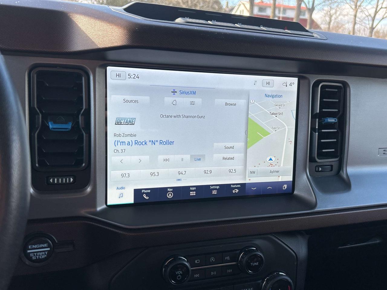 2022 Ford Bronco OUTER BANKS, SASQUATCH, CLEAN CARFAX, REMOTE START - Photo #22