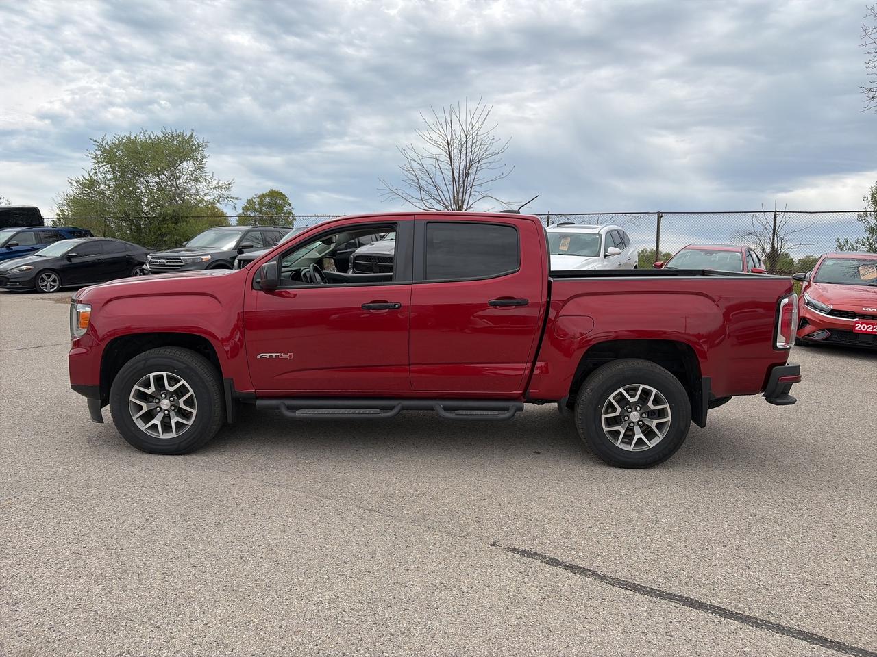 2021 GMC Canyon AT4, LEATHER, REMOTE START, BACK UP CAMERA! - Photo #2