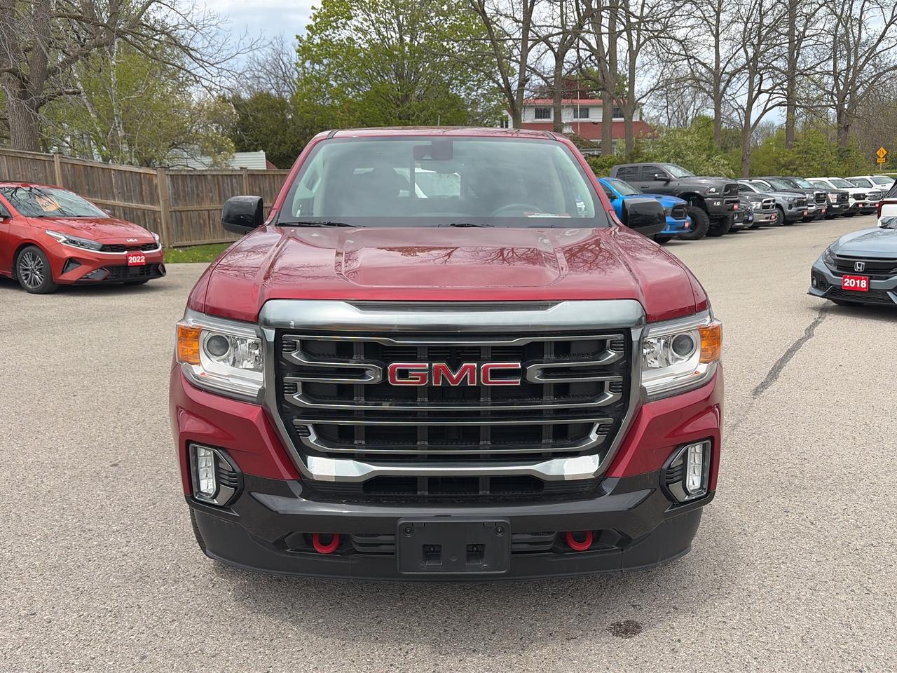 2021 GMC Canyon AT4, LEATHER, REMOTE START, BACK UP CAMERA! Photo