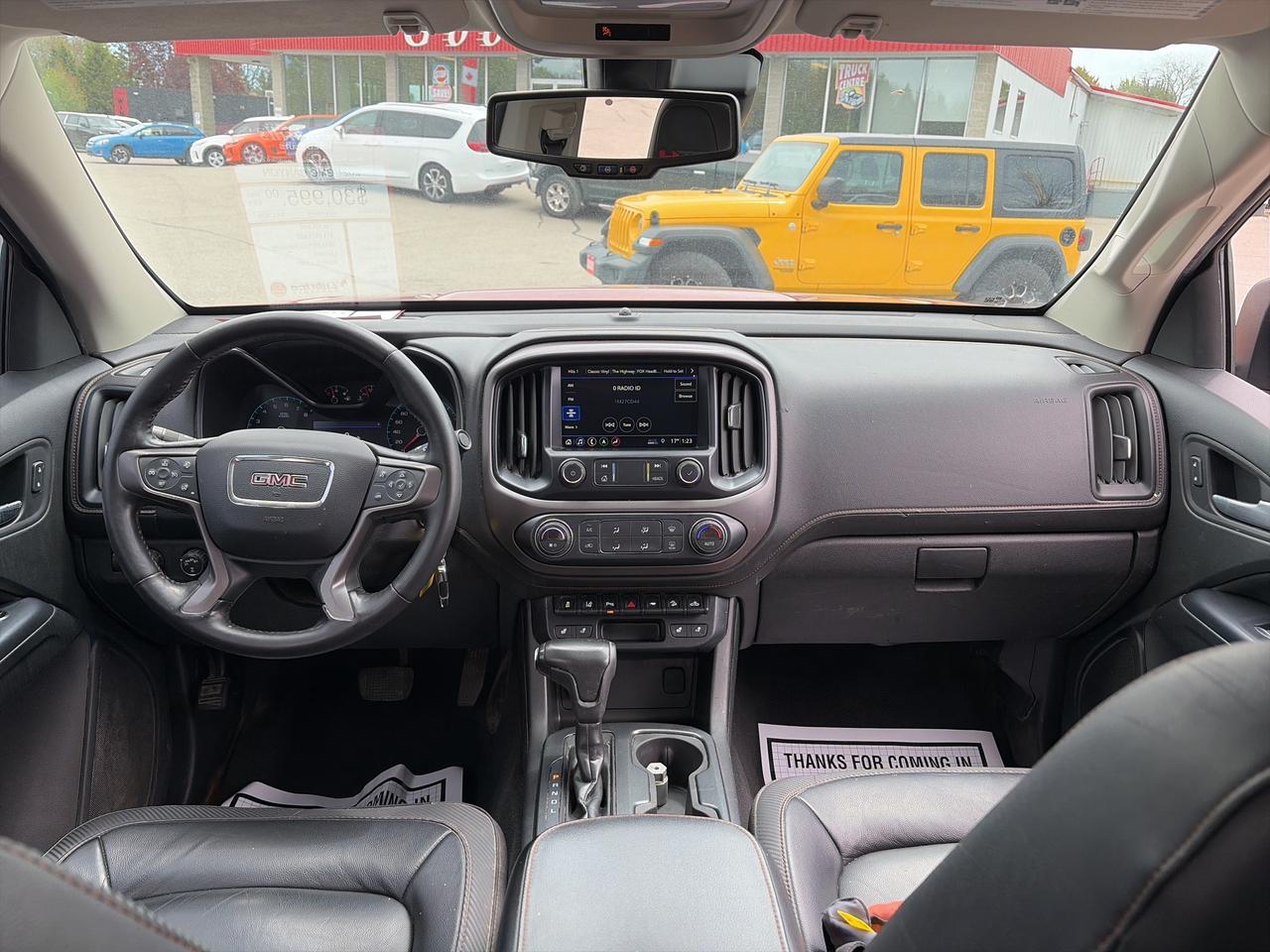 2021 GMC Canyon AT4, LEATHER, REMOTE START, BACK UP CAMERA! Photo